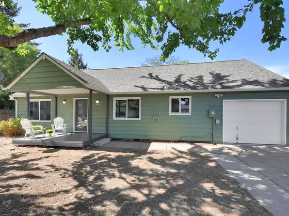 320 N Grove Ct, Eugene, OR 97404