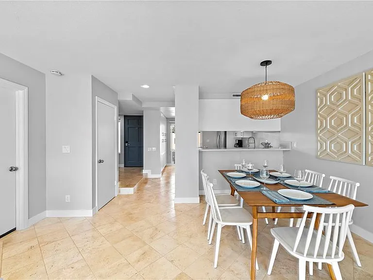2140 Orinda Dr #B — Photo 7
