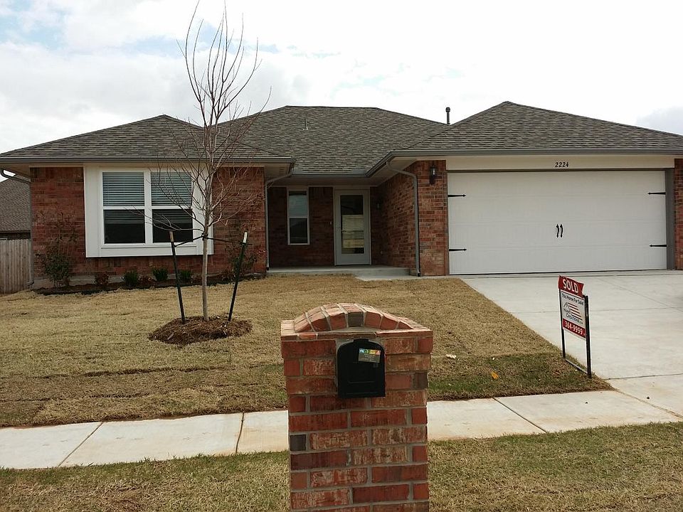 1st image of 2224 NW 196th Ter