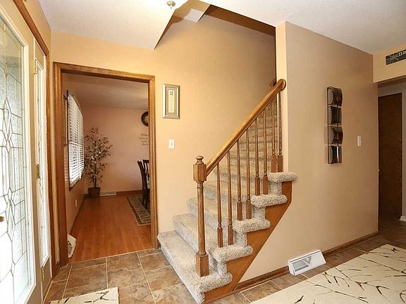 2nd image of 6708 Pinehurst Dr