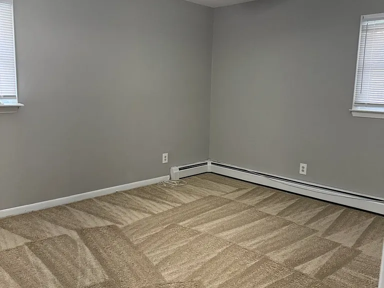 605 W Grand Ave #2 — Photo 7