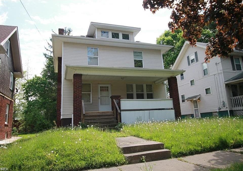 1st image of 361 Fernwood Dr