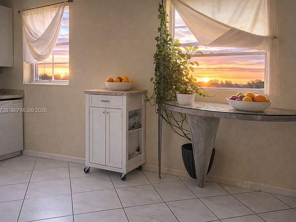 3rd image of 354 Mansfield #354-I