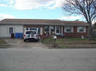 3116 Hancock Dr, Chesapeake, VA 23323