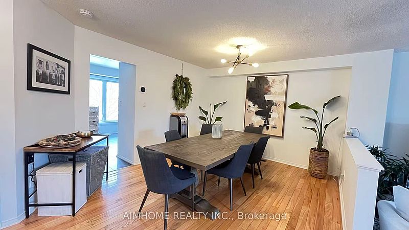 Oakville Townhouse for rent - 3 Bedrooms — photo 4