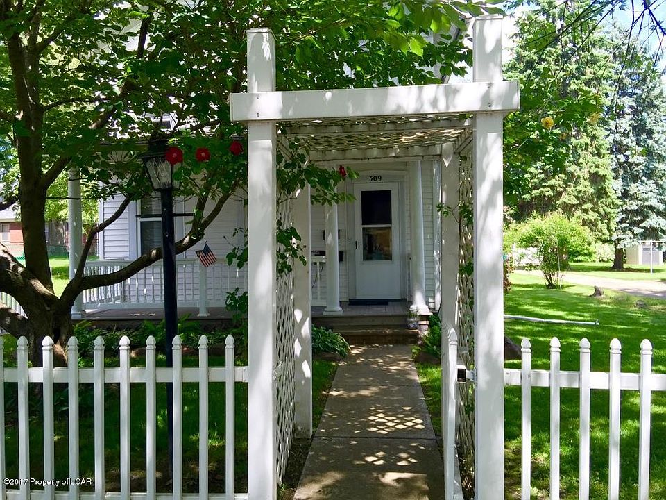 309 Monument Ave, Wyoming, PA 18644 Zillow