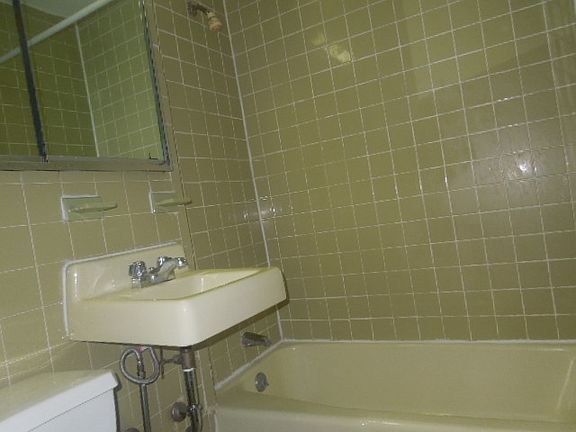 3rd image of 1670 3rd Ave APT 3D