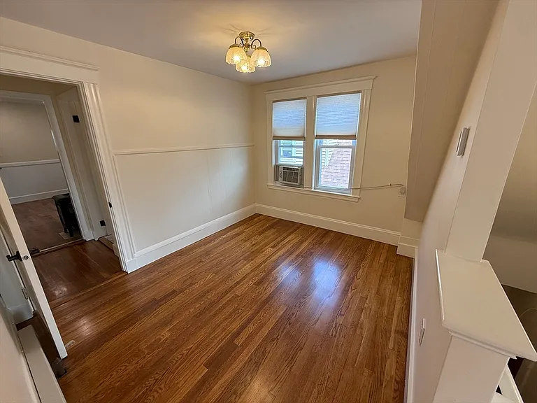 19 Chauncey St #3 — Photo 4