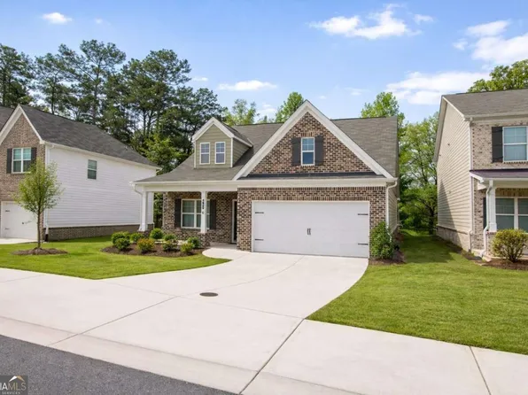 615 Clark Lake Estates Dr, Grayson, GA 30017