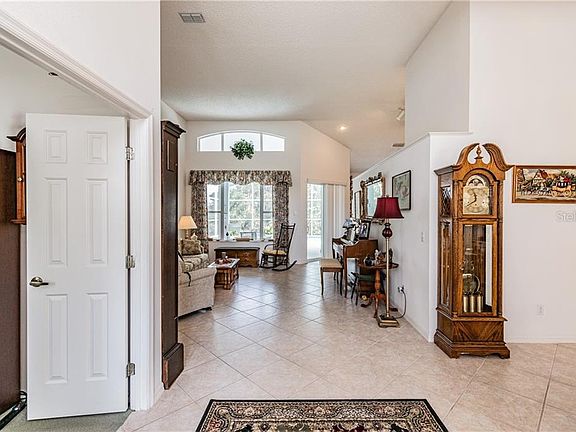 3rd image of 13704 Crystal River Dr