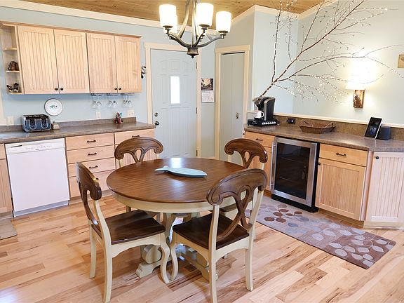 3rd image of 29748 Oaks Court