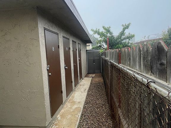 4th image of 78 Oaklawn Ave APT G