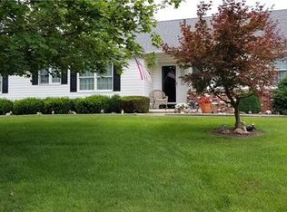 875 Maxwell Dr, Easton, PA 18040