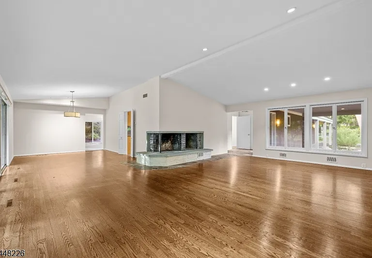 29 Wayside Pl — Photo 6