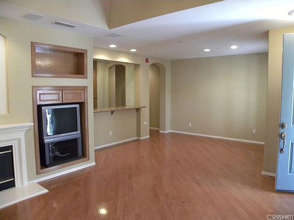 5th image of 28145 Ashbrook Ln