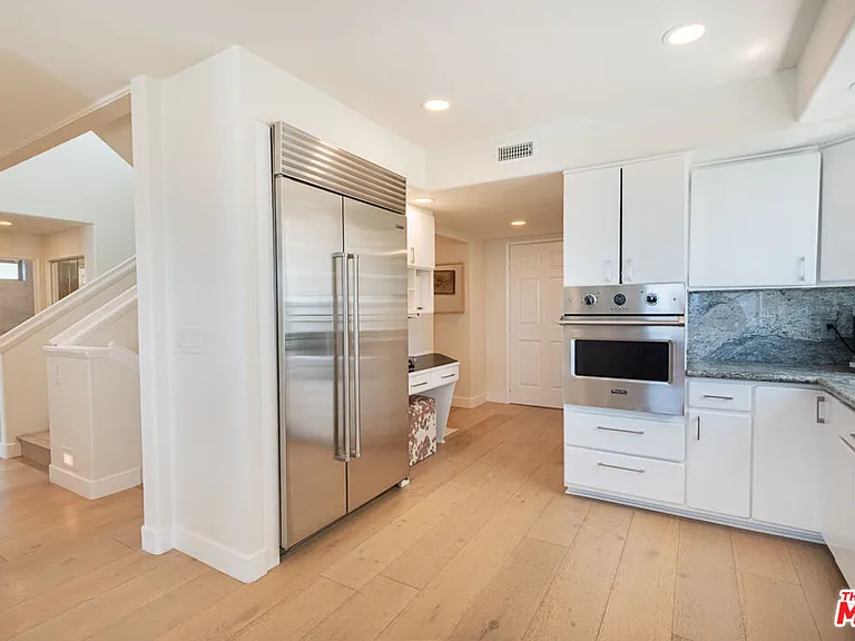 31271 Bailard Rd — Photo 11