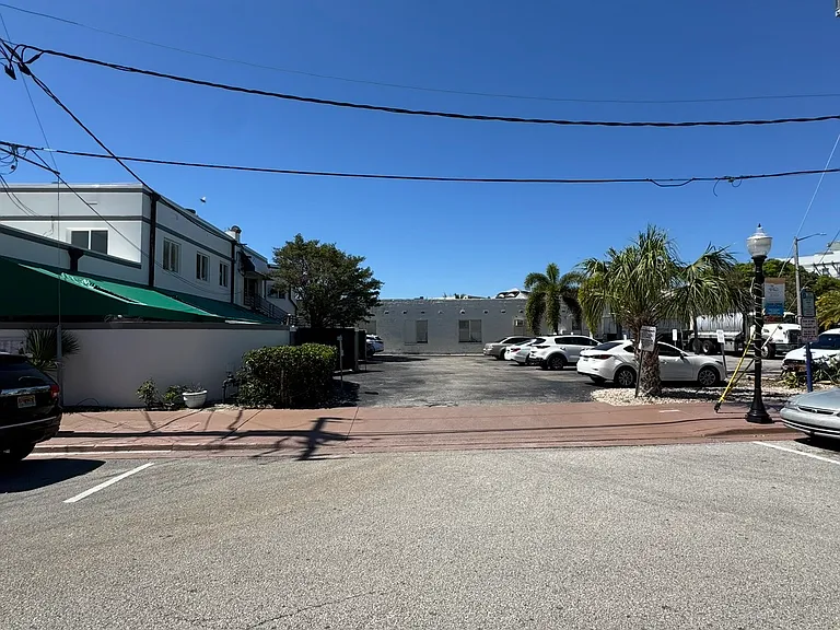 1 SW Osceola St #9 — Photo 19