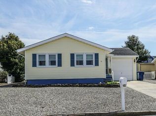 17 Hunter Dr, Little Egg Harbor, NJ 08087