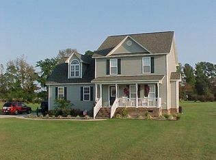 22 Sunset Pointe Dr, Clayton, NC 27520