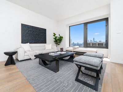 75 Wall St APT 35R, New York, NY, 10005