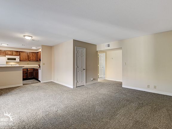 3rd image of 5278 River Glen Dr Unit 412