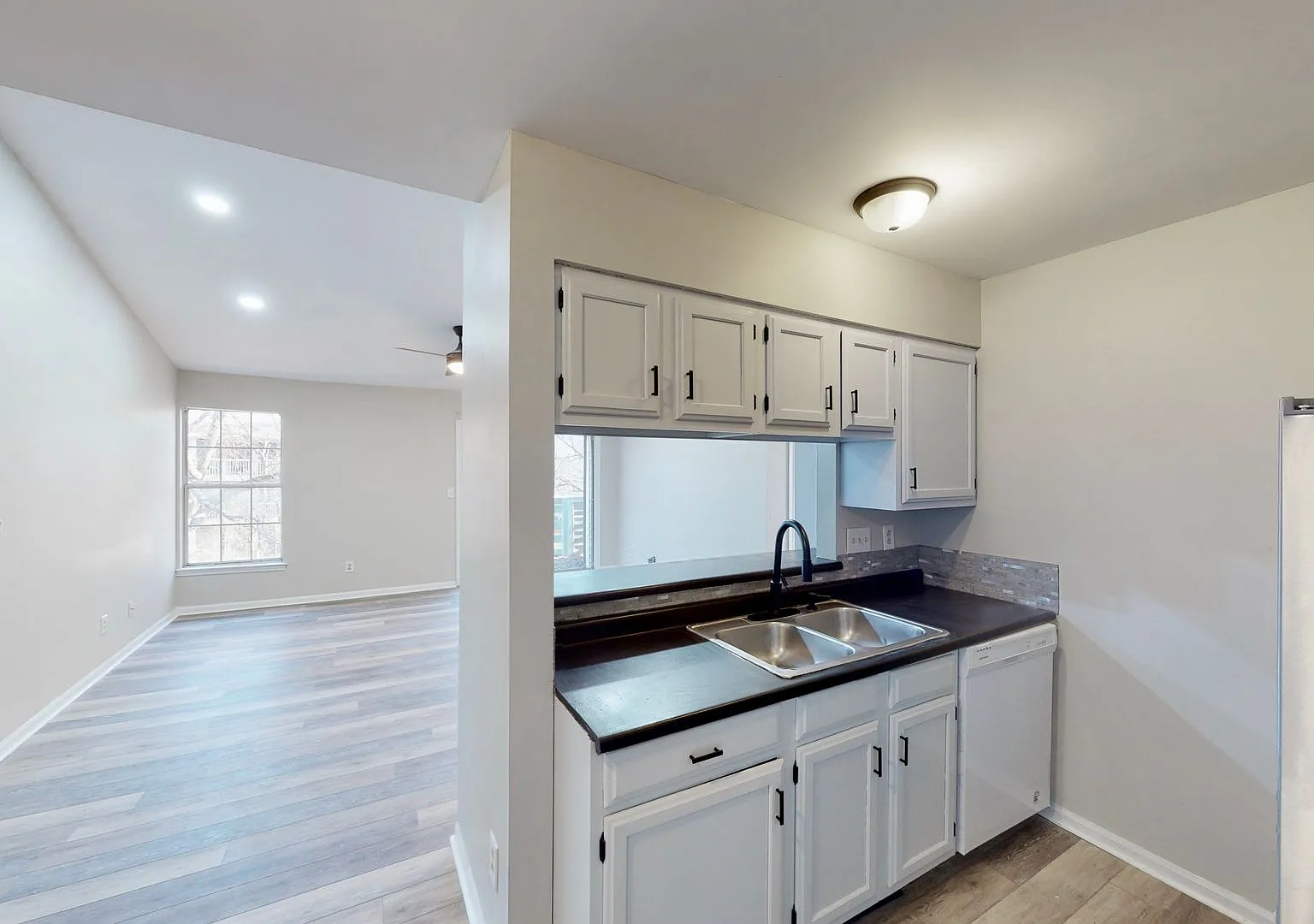 9617 Vinca Circle Unit #G — Photo 4