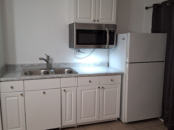 4th image of 4304 N Browning Dr