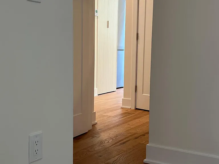 2303 Green St #3 — Photo 15