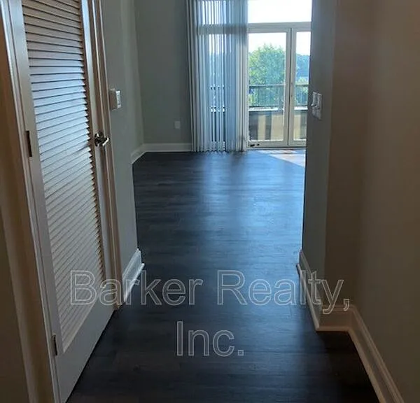 414 S White St #203 — Photo 2