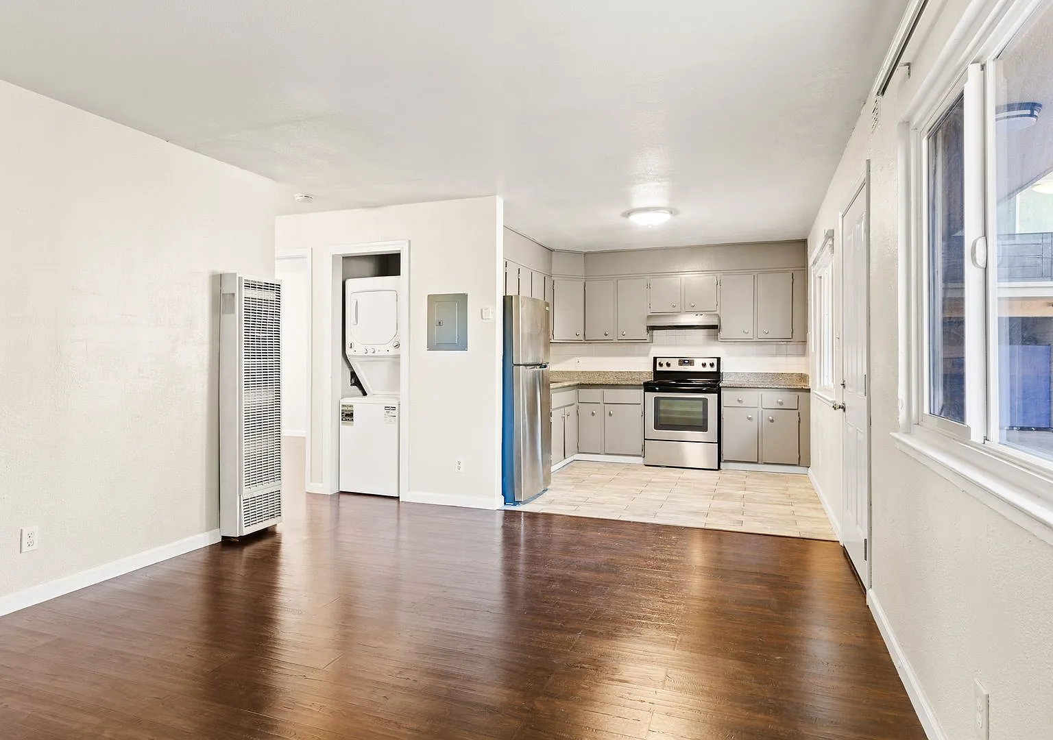 Freshly Renovated 2-Bedroom Oakland Apartment | In-Unit Laundry & Parking Included — Photo 3