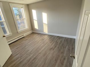 72 Broadway #2R, Methuen, MA 01844