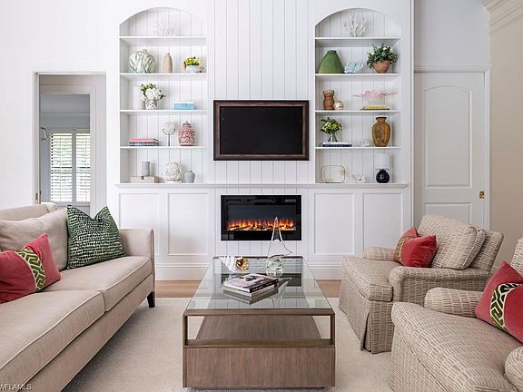3rd image of 9833 Clear Lake CIR
