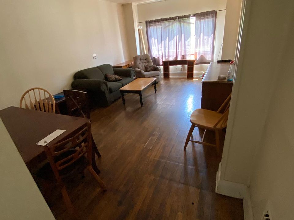 1st image of 129 Merrimac St