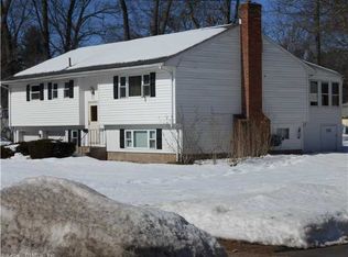 422 Oconnell Dr, East Hartford, CT 06118