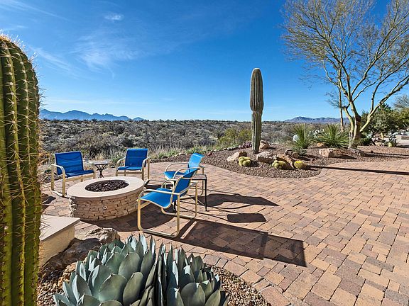 2nd image of 60855 E Arroyo Vista Dr