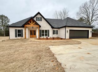 2644 Countrywood Rd, Belden, MS 38826