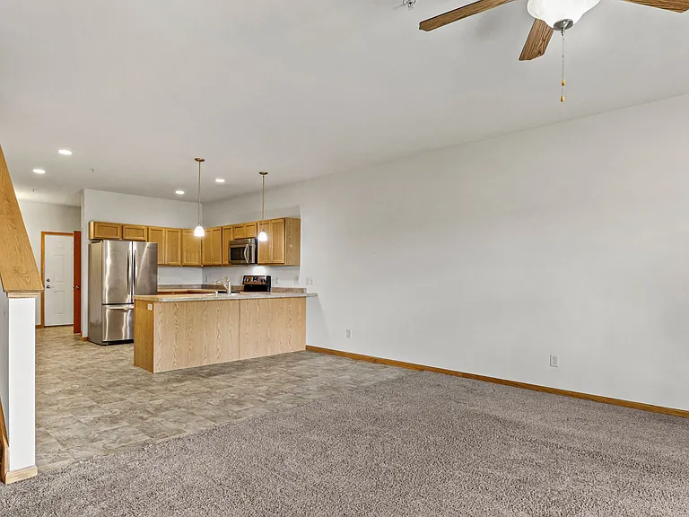 513 Sturges St #513 — Photo 5