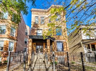 1446 W Byron St #2F, Chicago, IL 60613