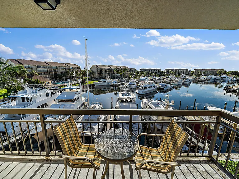 2601 Marina Isle Way #402 — Photo 7