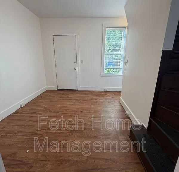 236 W Mifflin St — Photo 10