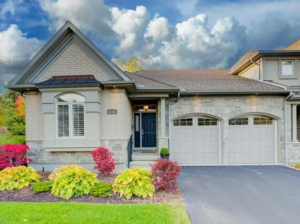 435 Winchester Dr #20, Waterloo, ON N2T 0B7