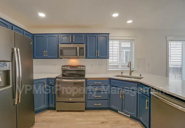 423 NW 153rd St — Photo 9