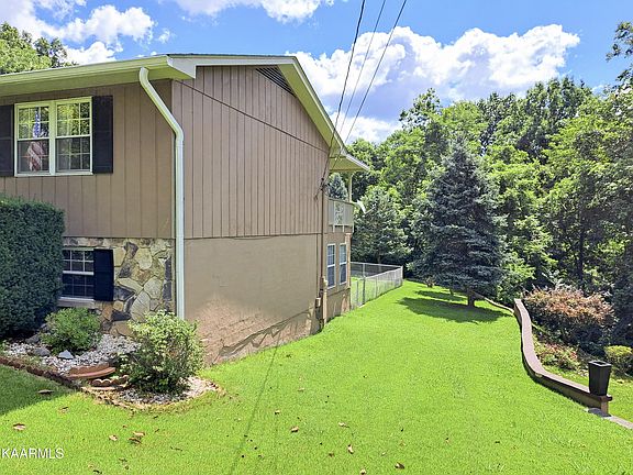 5th image of 8220 Landmark Dr
