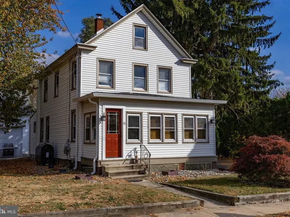 15 Holloway Ln, Bordentown, NJ 08505