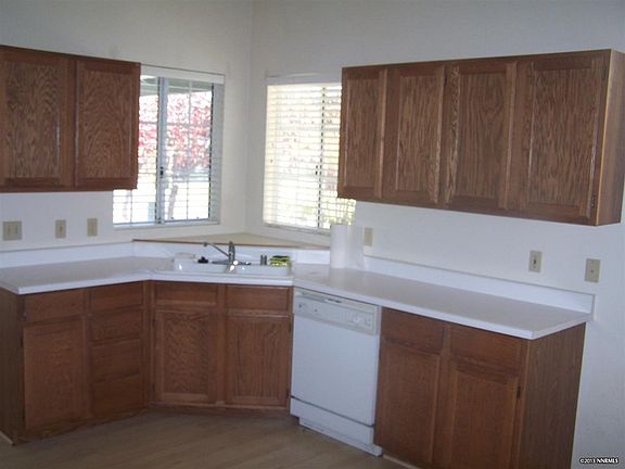 5th image of 1765 Evergreen Ct