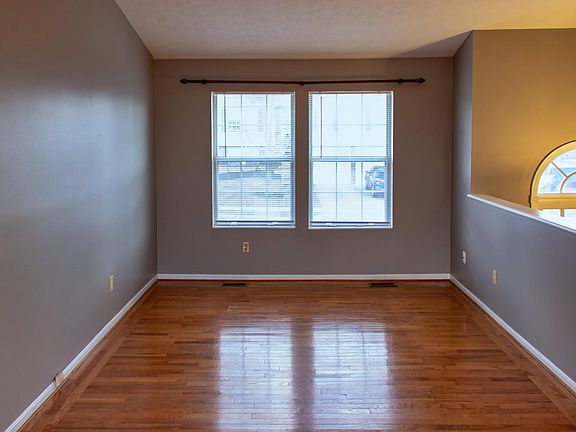 4th image of 9138 Hawksridge Dr