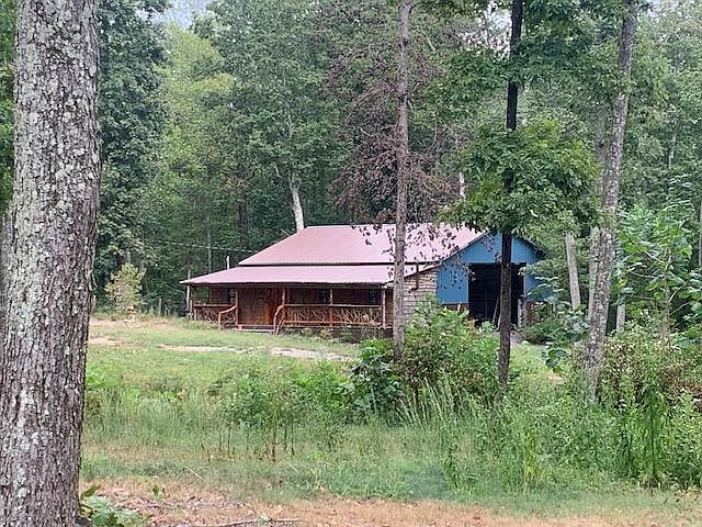 1st image of 105 Hidden Falls Ln
