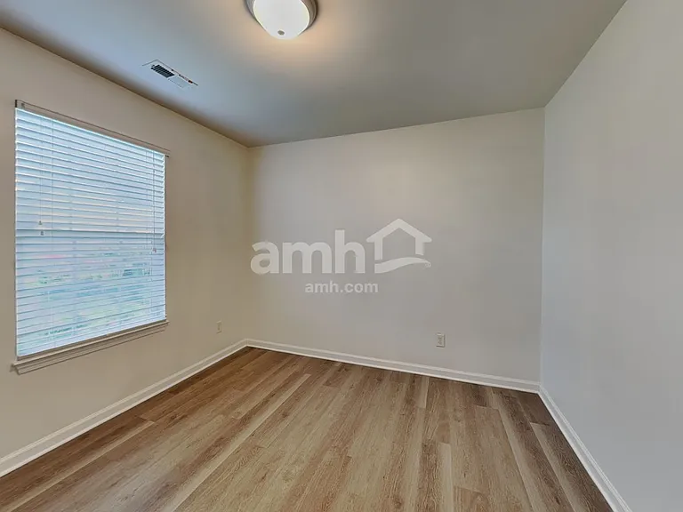 1516 Clover Ridge Ct — Photo 19