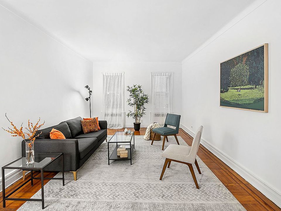 1st image of 901 Avenue N #E