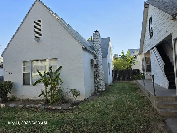 1619 E Cambridge Ave, Fresno, CA 93704